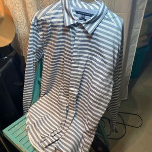 Men’s big and tall Tommy shirt